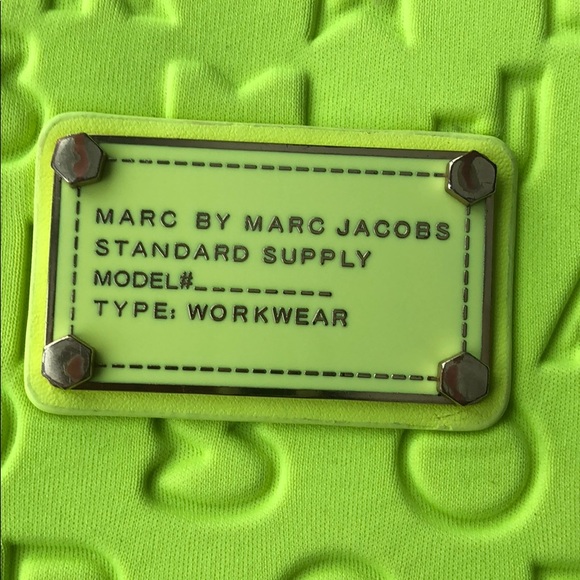 Marc Jacobs tablet case - Picture 2 of 5